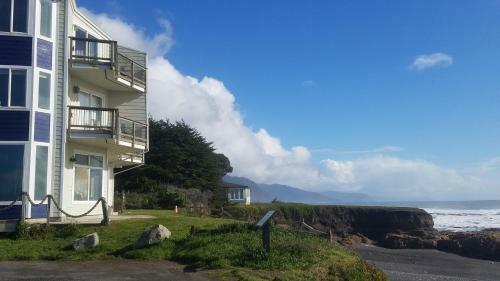 Posada The Oceanfront Inn