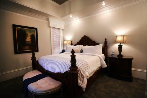 Hotel Kentucky Castle