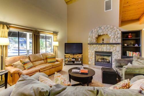 28 Cypress