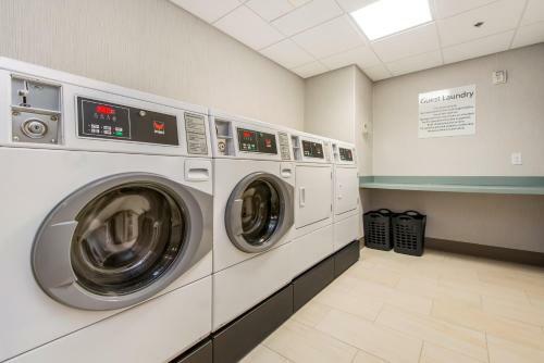 Hotel Holiday Inn Express & Suites - Carrollton West