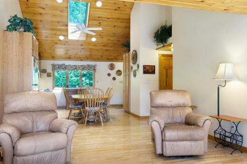 Foye Cove Escape
