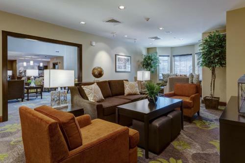 Hotel Staybridge Suites St. Louis-westport