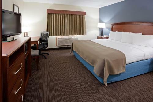 Hotel Americinn By Wyndham Princeton Mn