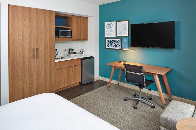 Hotel Element Seattle Redmond