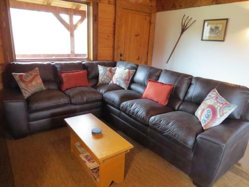 Lodge Southern Comfort Lakeside Cabin Resort