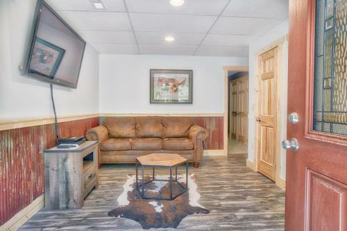 Evergreen - Hocking Hills Home