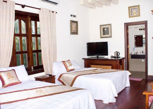 Hotel Gold Rooster Resort