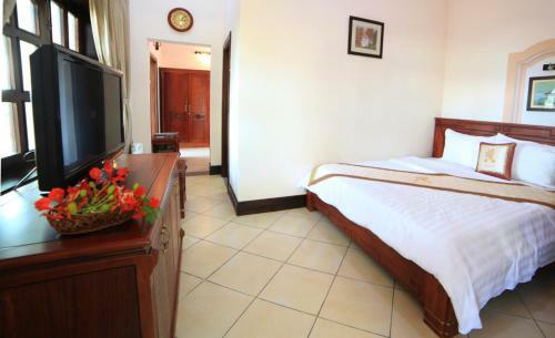 Hotel Gold Rooster Resort