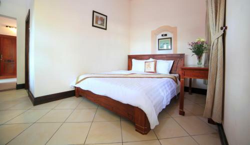Hotel Gold Rooster Resort