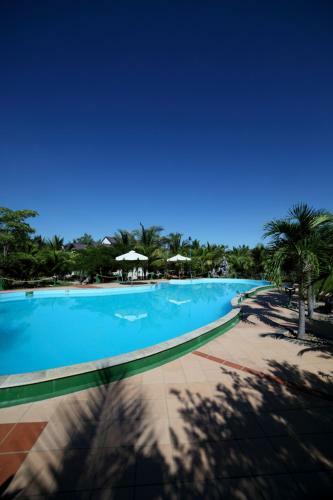 Hotel Gold Rooster Resort
