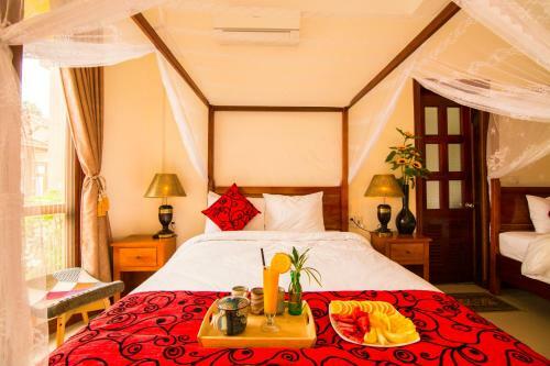 Hotel Phong Nha Lake House Resort
