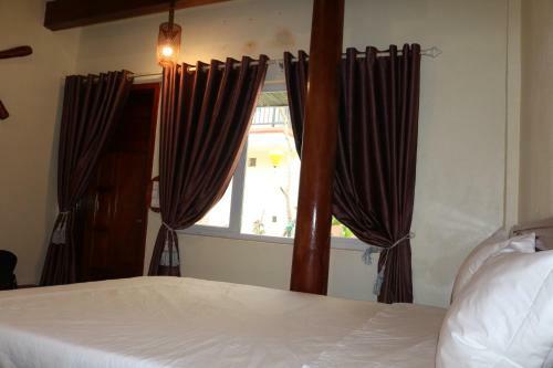 Lodge Phong Nha Coco House