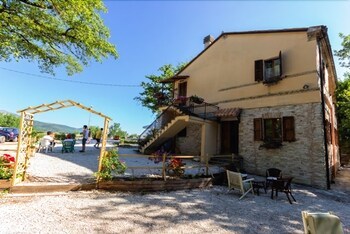 Sos Sporting Village