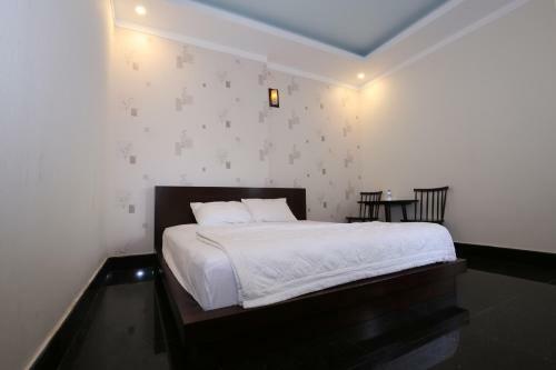 A Plus Hotel (a+ Hotel)