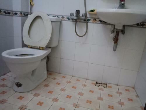 Cuc Phuong Hao Tham Homestay Hotel