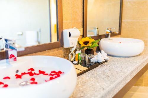 Hamya Hotsprings And Resort