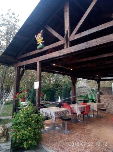 Hostal Guest House Mihalych