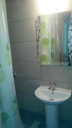 Hostal U Morya Guest House