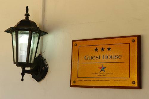 Hostal Sherborne Guesthouse
