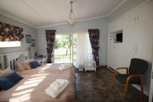 Hostal Waterfront Guest House
