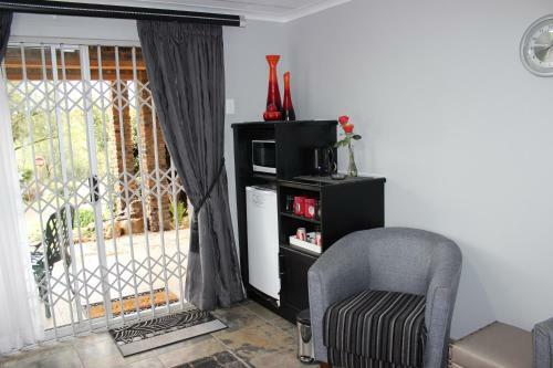 Hostal Waterfront Guest House