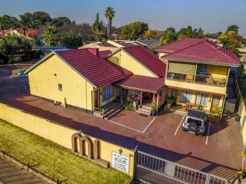 Hostal Marle' Lodge Bed & Breakfast
