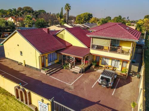 Hostal Marle' Lodge Bed & Breakfast