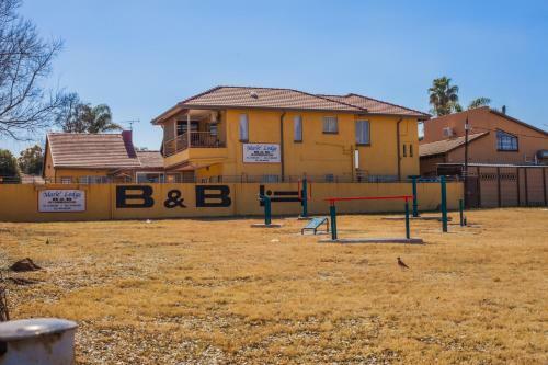 Hostal Marle' Lodge Bed & Breakfast