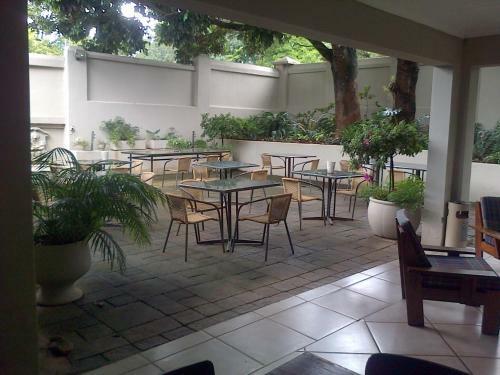 Hostal Sanloo Manor