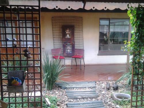 Hostal Africas Eden Guesthouse