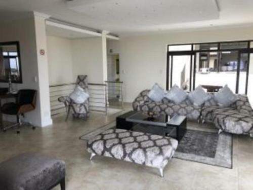 Coral Beach Bed & Breakfast