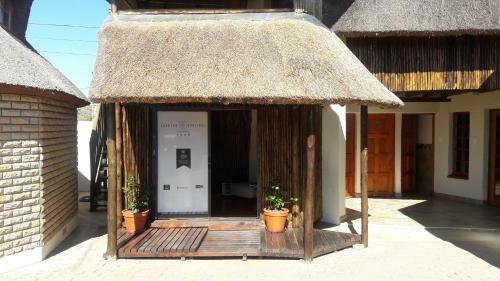 Hostal Lucette Boutique Guesthouse