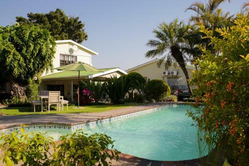Hostal Twins Guesthouse