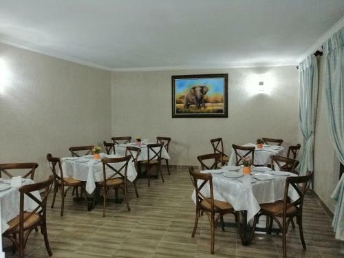 Hostal Kanyane Lodge