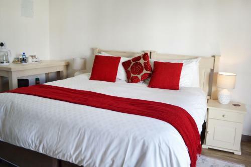 Hostal 96 On Bree Guesthouse