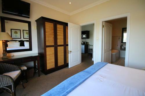 Kingfisher Lodge