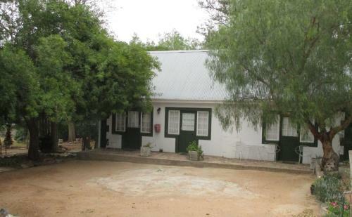 Hostal Van Rhyn Guest House
