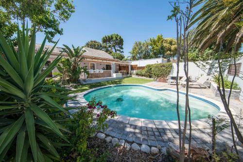 Constantiaberg Holiday Homes