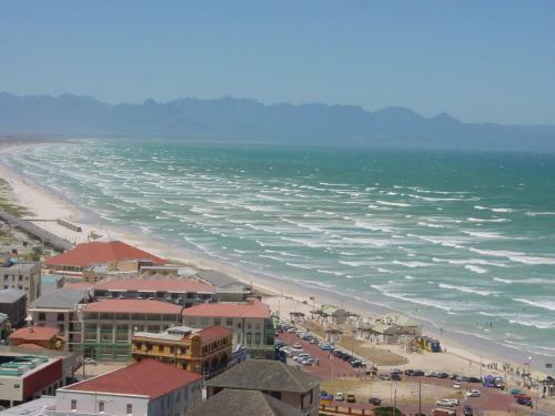 Constantiaberg Holiday Homes