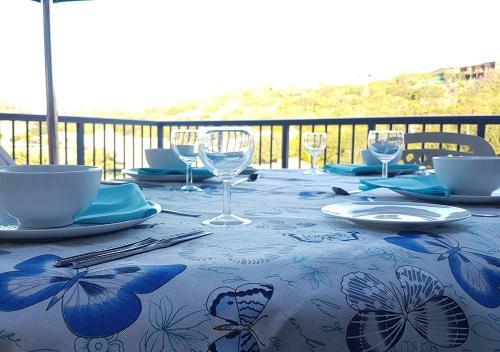 Bed & Breakfast Dream @ Dolphins