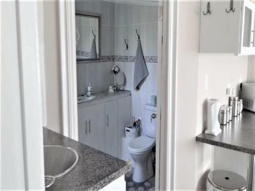 Hostal Jasmine Cottage