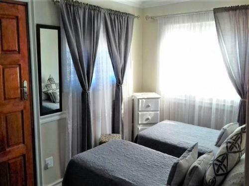 Hostal Jasmine Cottage
