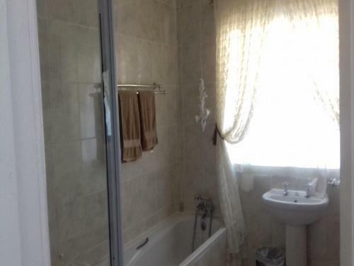 Hostal Jasmine Cottage