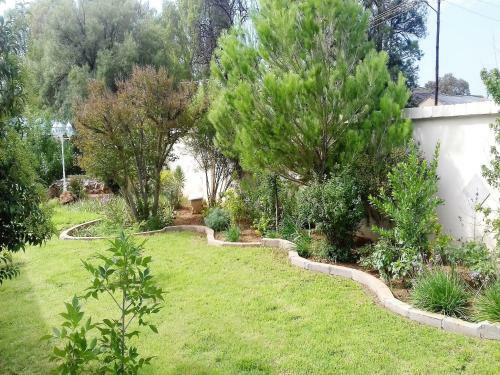 Hostal Jasmine Cottage