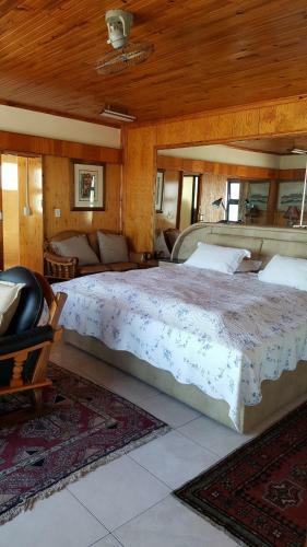 Hostal Sonskyn B&B