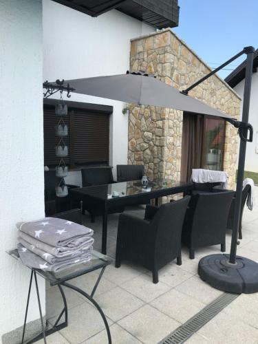 Luxeri�se Villa Mit Bergblick