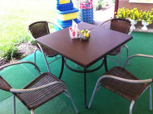 Motel Lunch & Bar