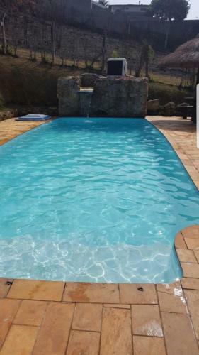 Casa Amarela Em Mairipor� Com Piscina Aquecida