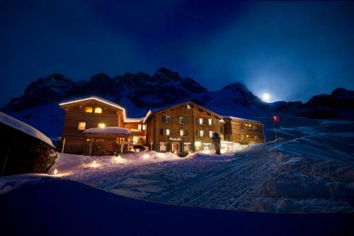 Hotel Berghaus Sulzfluh