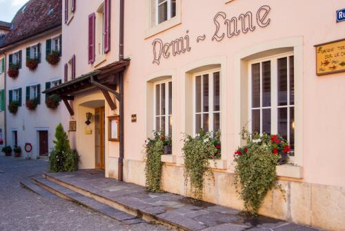 Hotel Demi-lune